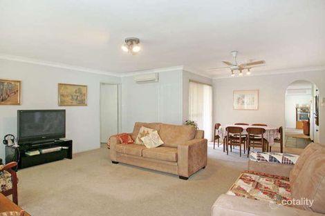 Property photo of 4 Hibiscus Close Bateau Bay NSW 2261