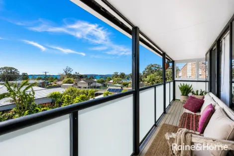 Property photo of 42 Dean Parade Lemon Tree Passage NSW 2319