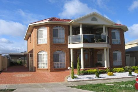 207 Cairnlea Dr, Cairnlea, VIC 3023