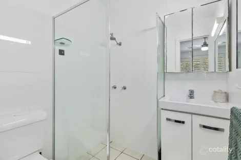 Property photo of 17/55 Duet Drive Mermaid Waters QLD 4218