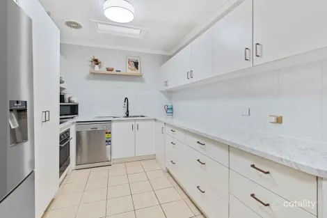 Property photo of 17/55 Duet Drive Mermaid Waters QLD 4218