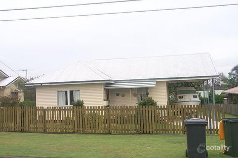 33 Seabreeze Rd, Manly West, QLD 4179