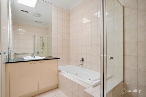 Property photo of 13 Dean Avenue St Kilda East VIC 3183