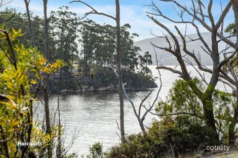 44 Klasen Rd, Police Point, TAS 7116