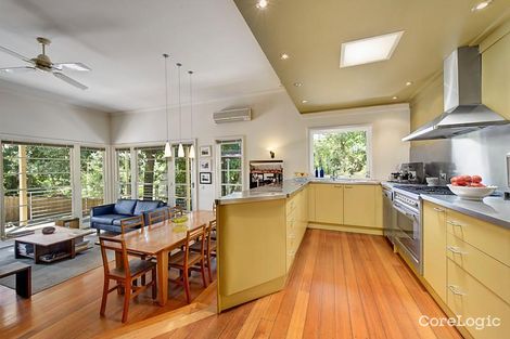 Property photo of 23 Sunbury Crescent Surrey Hills VIC 3127