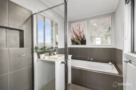 Property photo of 14 Aviation Drive Mount Duneed VIC 3217