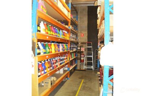 37 Meadow Ave, Coopers Plains, QLD 4108