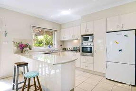 Property photo of 10 Honeyeater Grove Warriewood NSW 2102
