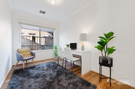 Property photo of 3 Eynesbury View Wollert VIC 3750