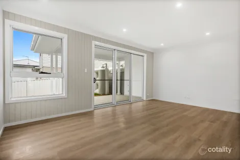 Property photo of 22 Galactic Drive Dunmore NSW 2529