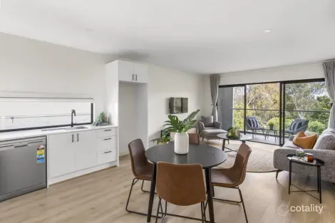 Property photo of 2/211 Liberty Parade Heidelberg West VIC 3081