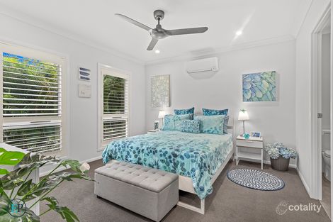 Property photo of 71 Country Road Cannonvale QLD 4802