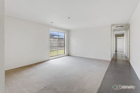 Property photo of 46 Emerald Rise Skye VIC 3977