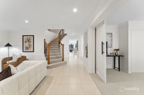 Property photo of 1 Leopardwood Circuit Robina QLD 4226