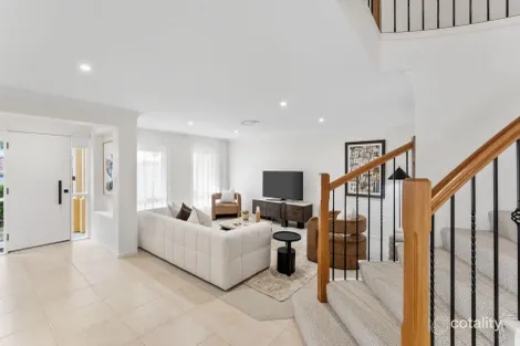 Property photo of 1 Leopardwood Circuit Robina QLD 4226