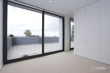 Property photo of 21/22 Leonard Crescent Ascot Vale VIC 3032