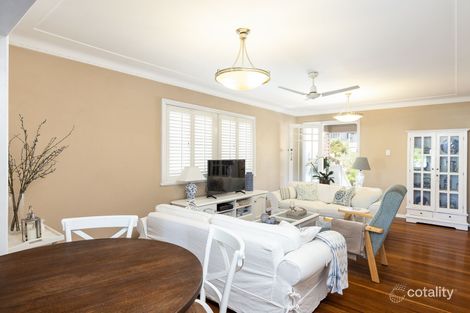 Property photo of 124 Temple Street Coorparoo QLD 4151