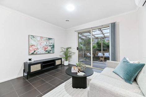 Property photo of 10 Westbrook Drive Keysborough VIC 3173