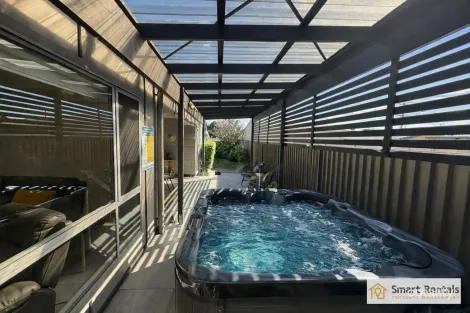 Property photo of 2/21 Bandaroo Street Warana QLD 4575