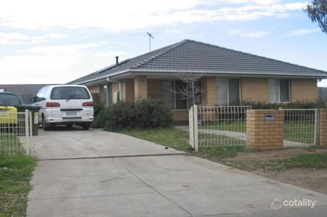2 Exmouth Rd, Craigieburn, VIC 3064