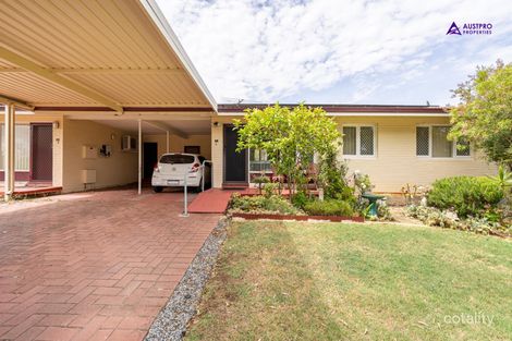 2c Connell Way, Girrawheen, WA 6064