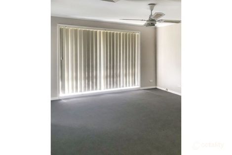 Property photo of 3 Clarissa Place Ambarvale NSW 2560