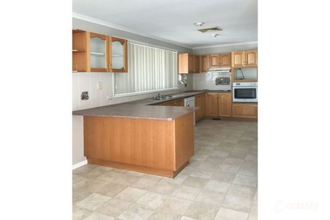 Property photo of 3 Clarissa Place Ambarvale NSW 2560