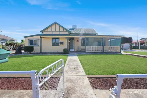 26 Operator St, West Wyalong, NSW 2671