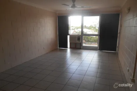 Property photo of 9/11 Vaughn Street West End QLD 4810