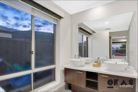 Property photo of 3 Leanyer Street Tarneit VIC 3029
