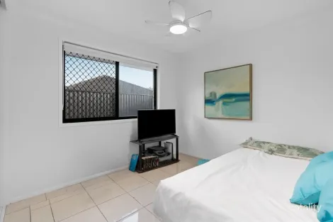 Property photo of 3 Brendan Place Goodna QLD 4300