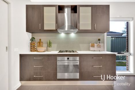 Property photo of 3 Irving Close Berwick VIC 3806