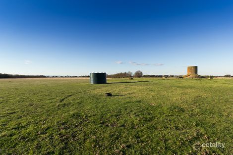 135 Langtree Rd, Tooradin, VIC 3980