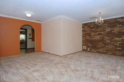 27 Allinga Cres, Craigie, WA 6025