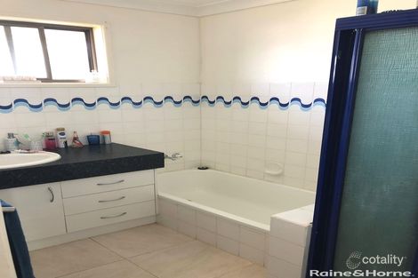 Property photo of 10 Gracene Court Wilsonton Heights QLD 4350