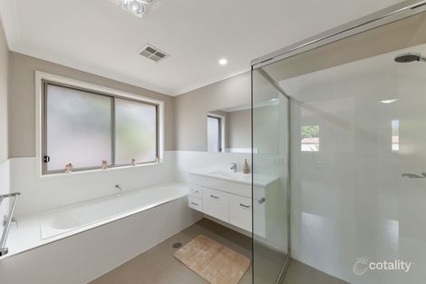 Property photo of 40 Stieglitz Circuit Kambah ACT 2902