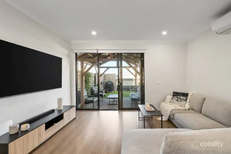 Property photo of 7 Barool Street Wollert VIC 3750