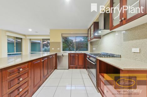 Property photo of 13 Hunt Club Boulevard Cranbourne East VIC 3977