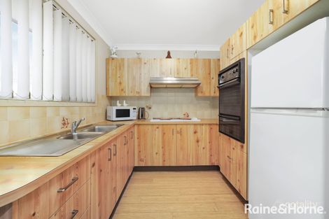 Property photo of 4/2 Edward Street Macquarie Fields NSW 2564
