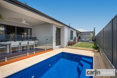 4 Packer Rise, Hammond Park, WA 6164