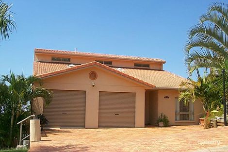 18 Bayview Dr, Lammermoor, QLD 4703