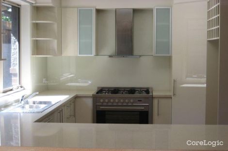 Property photo of 2/14 Jellicoe Street Box Hill South VIC 3128