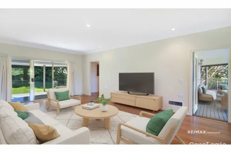 Property photo of 11 Mountain View Road Bald Knob QLD 4552