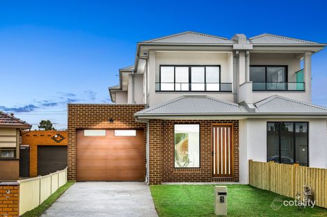 Property photo of 5 Chaumont Drive Avondale Heights VIC 3034