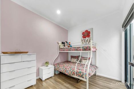 Property photo of 23 Dahlia Crescent Mickleham VIC 3064