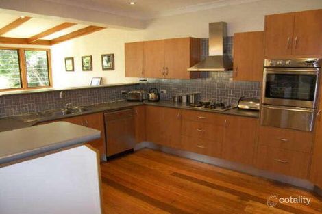 Property photo of 32 Wollybutt Road Engadine NSW 2233