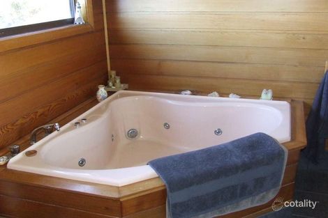 Property photo of 83 Suncoast Drive Blackmans Bay TAS 7052