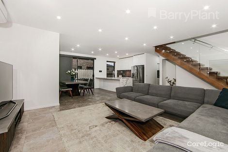 Property photo of 31 Lawn Hill Avenue Derrimut VIC 3026