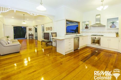 Property photo of 33 Weal Avenue Tarragindi QLD 4121