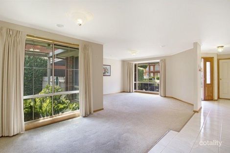 Property photo of 9 Mulguthrie Court Hallam VIC 3803